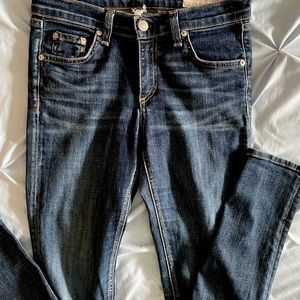 Women’s Rag & Bone dark blue denim jeans size 26